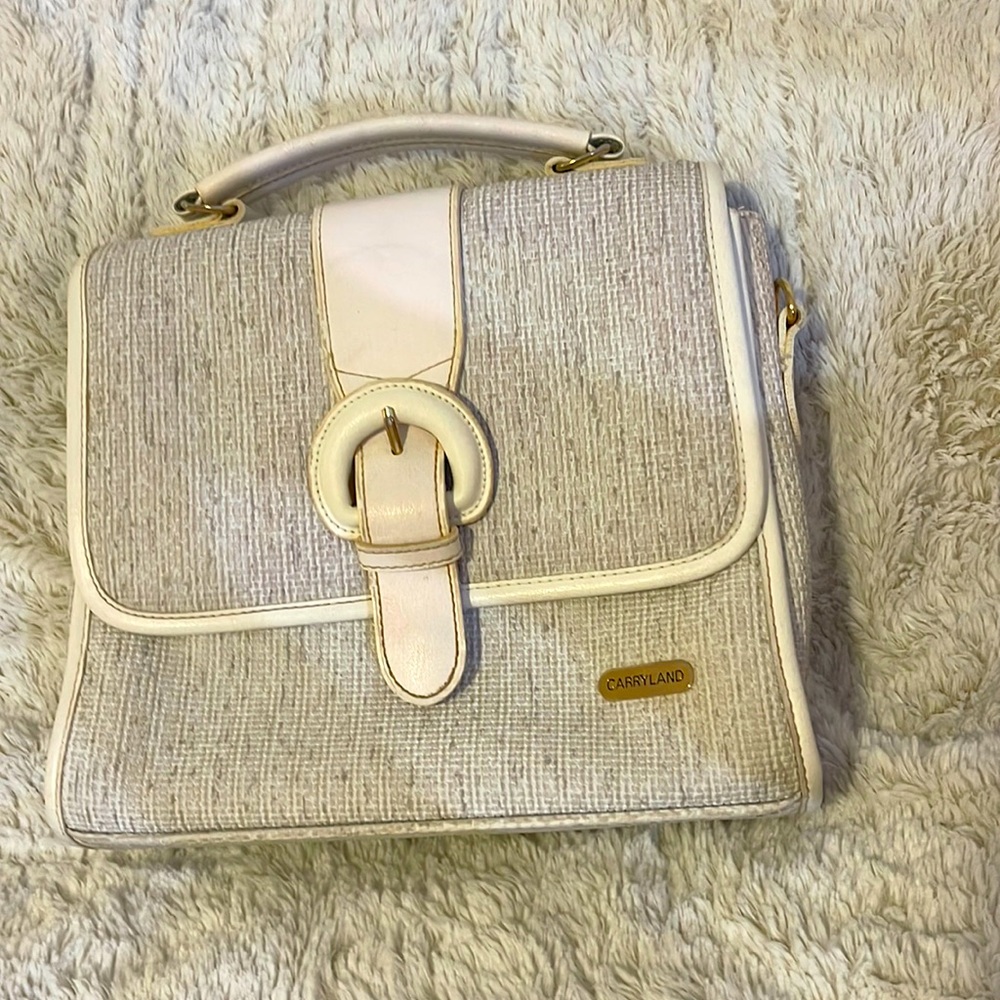 Brand new Carryland bag